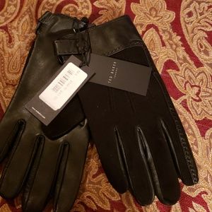 Ladies leather gloves